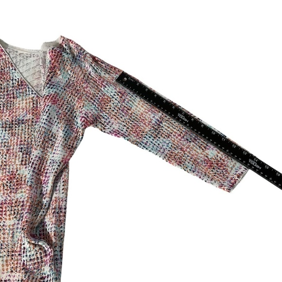 Leo & Ugo Women’s Sweater Multi Color Size 8-10 Jeweled 3/4 Sleeve Top - Picture 9 of 14